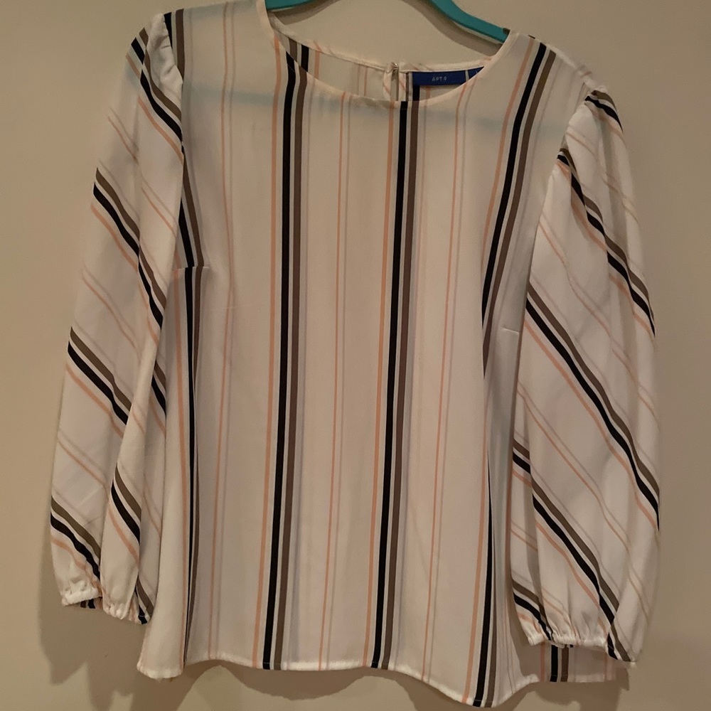 Women’s blouse
